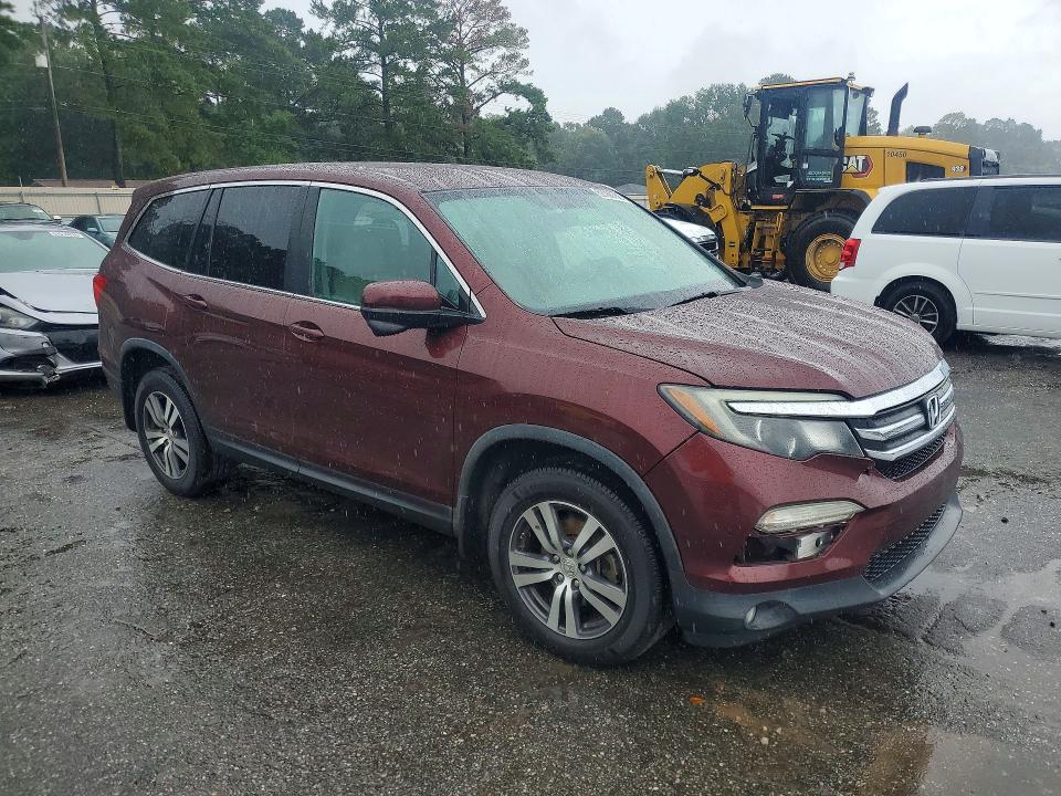 62160736 :رقم المزاد ، 5FNYF6H35JB065433 vin ، 2018 Honda Pilot مزاد بيع