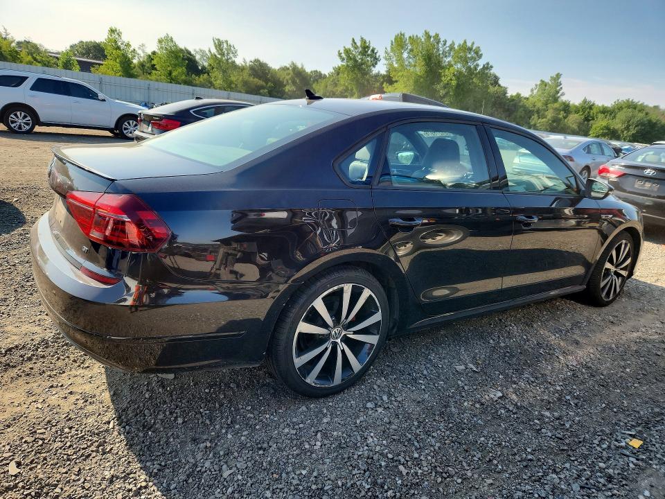 2018 Volkswagen Passat მანქანა იყიდება აუქციონზე, vin: 1VWJM7A35JC046396, აუქციონის ნომერი: 61518976