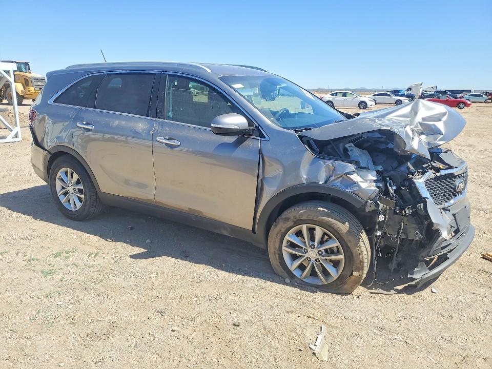 59868996 :رقم المزاد ، 5XYPG4A31HG217623 vin ، 2017 Kia Sorento مزاد بيع
