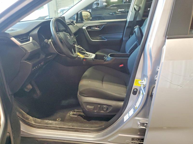 62326136 :رقم المزاد ، 2T3P1RFVXNC313371 vin ، 2022 Toyota Rav4 مزاد بيع