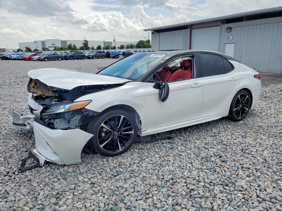 Auction sale of the 2019 Toyota Camry, vin: 4T1B61HK5KU218946, lot number: 58882996