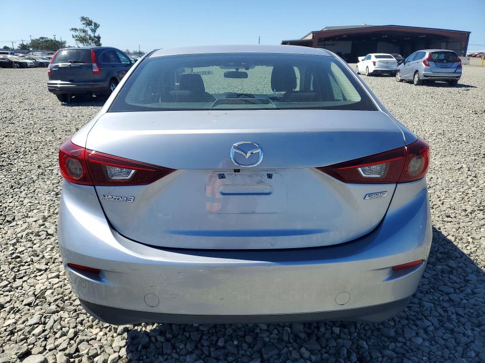 61215826 :رقم المزاد ، 3MZBN1U72HM123151 vin ، 2017 Mazda 3 مزاد بيع