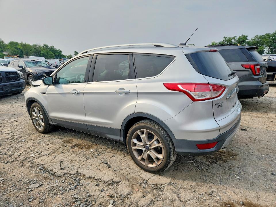 62573686 :رقم المزاد ، 1FMCU0JX3GUA18178 vin ، 2016 Ford Escape مزاد بيع