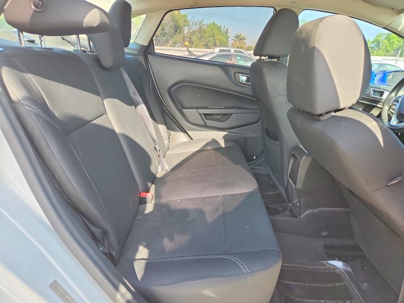 2015 Ford Fiesta მანქანა იყიდება აუქციონზე, vin: 3FADP4BJ7FM224484, აუქციონის ნომერი: 61978356
