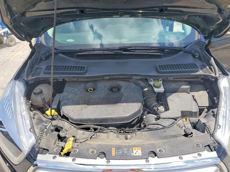 59775246 :رقم المزاد ، 1FMCU9J9XJUA82053 vin ، 2018 Ford Escape مزاد بيع