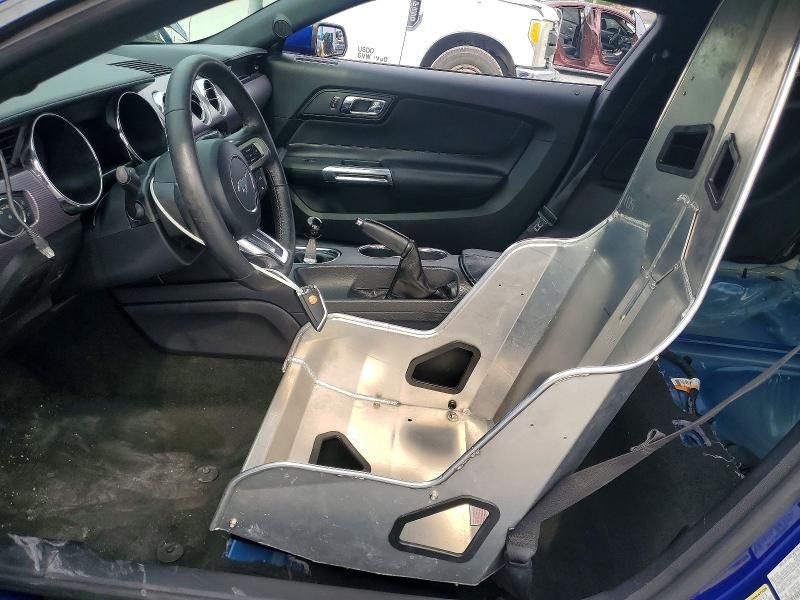61280426 :رقم المزاد ، 1FA6P8CF2G5321805 vin ، 2016 Ford Mustang مزاد بيع