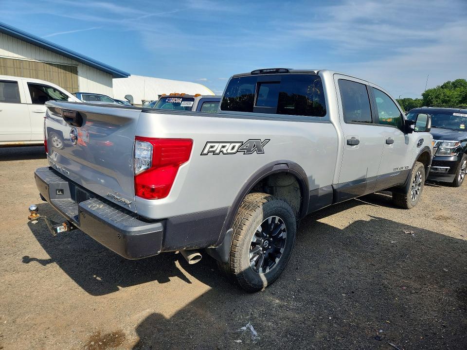 62461066 :رقم المزاد ، 1N6BA1F47KN533424 vin ، 2019 Nissan Titan Xd مزاد بيع
