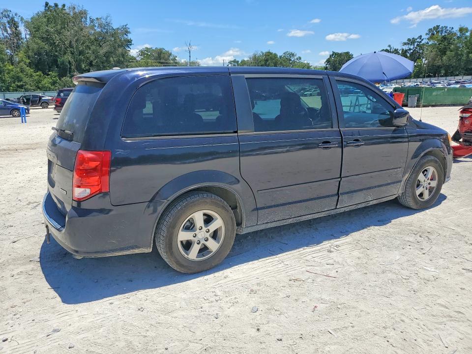 60960696 :رقم المزاد ، 2D4RN3DG4BR750322 vin ، 2011 Dodge Grand Caravan مزاد بيع