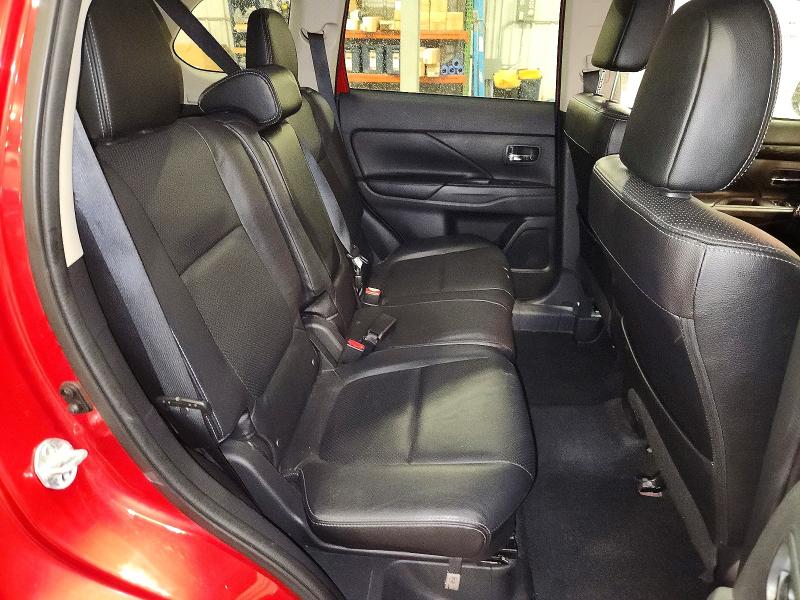 Продаж на аукціоні авто 2018 Mitsubishi Outlander, vin: JA4JZ4AX8JZ064856, номер лоту: 63321666