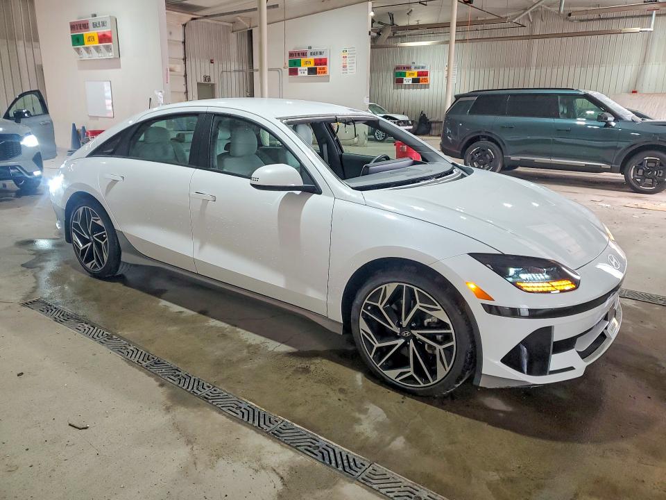 Продаж на аукціоні авто 2023 Hyundai Ioniq 6, vin: KMHM34AC6PA045713, номер лоту: 60853316