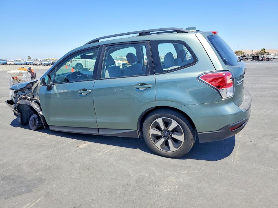 2017 Subaru Forester მანქანა იყიდება აუქციონზე, vin: JF2SJABC9HH477513, აუქციონის ნომერი: 62457566