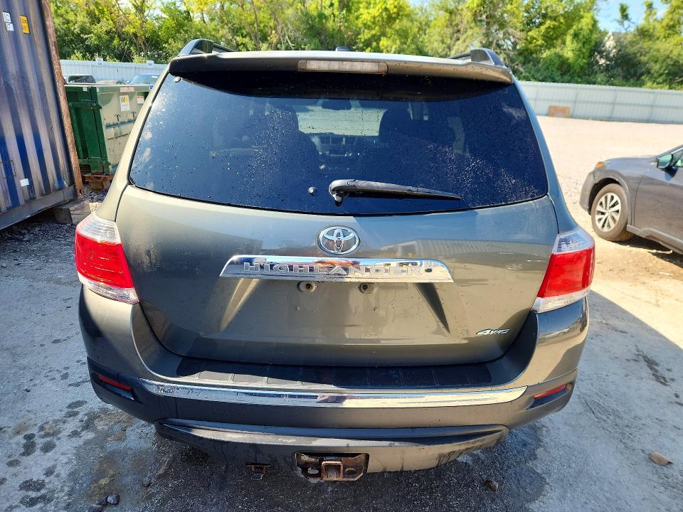62060986 :رقم المزاد ، 5TDBK3EH5BS070502 vin ، 2011 Toyota Highlander مزاد بيع