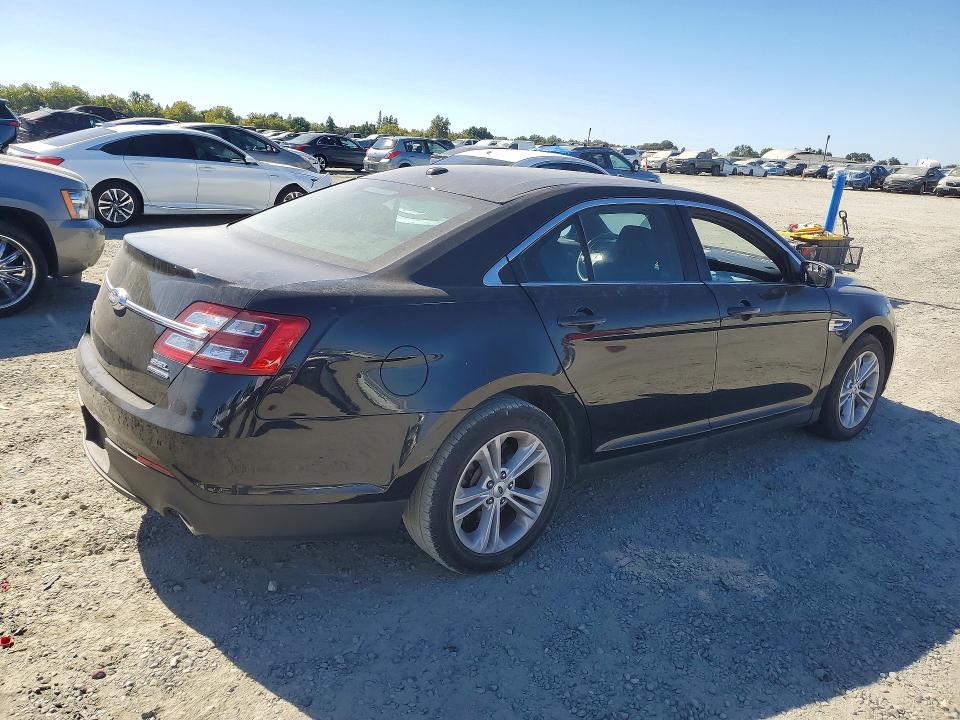Auction sale of the 2018 Ford Taurus, vin: 1FAHP2E84JG127857, lot number: 62129526