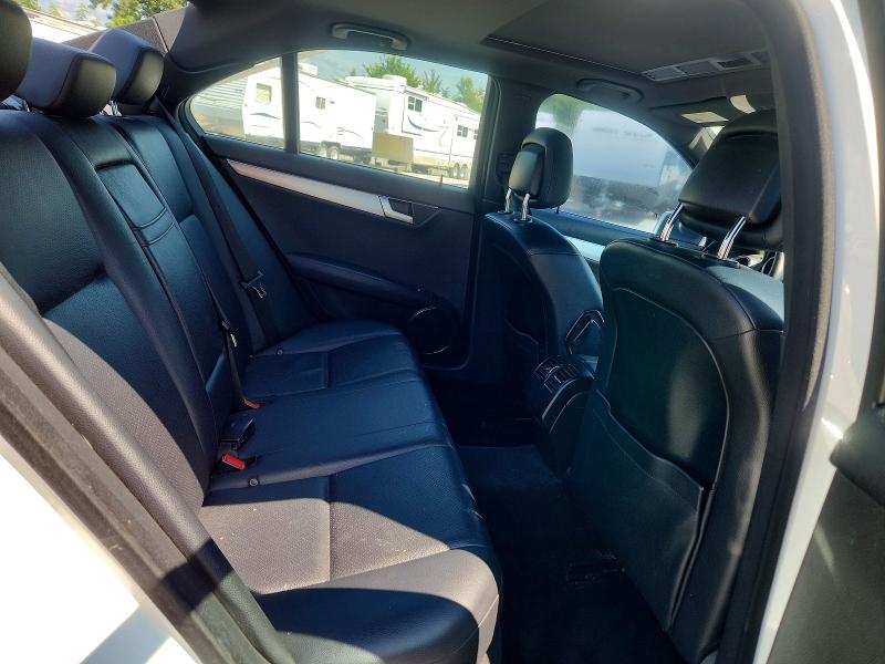 Продажа на аукционе авто 2013 Mercedes-benz C, vin: WDDGF4HB2DA797626, номер лота: 59085066