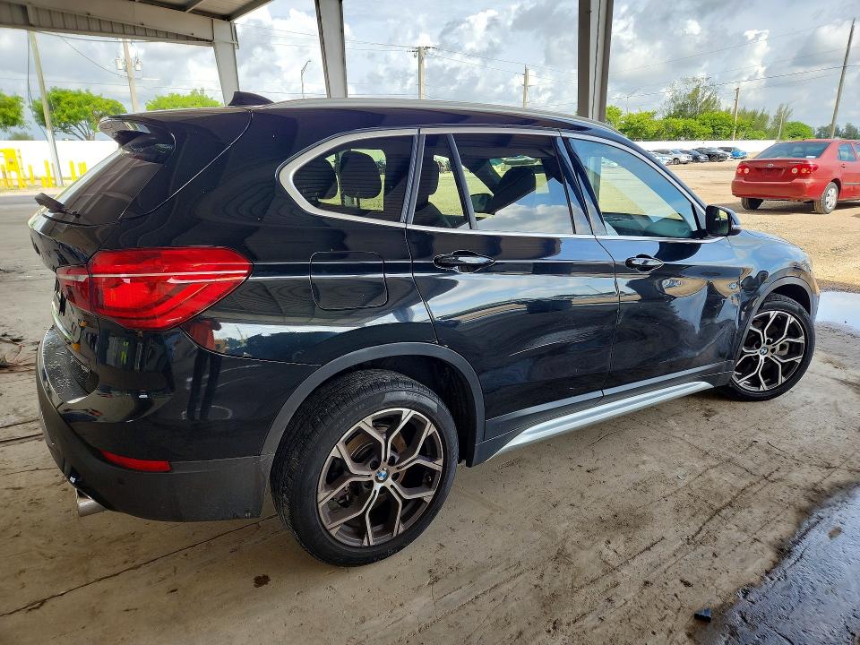 2021 Bmw X1 მანქანა იყიდება აუქციონზე, vin: WBXJG7C0XM5S59806, აუქციონის ნომერი: 62236226