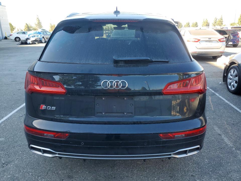 2018 Audi Sq5 მანქანა იყიდება აუქციონზე, vin: WA1A4AFY0J2001211, აუქციონის ნომერი: 57480636