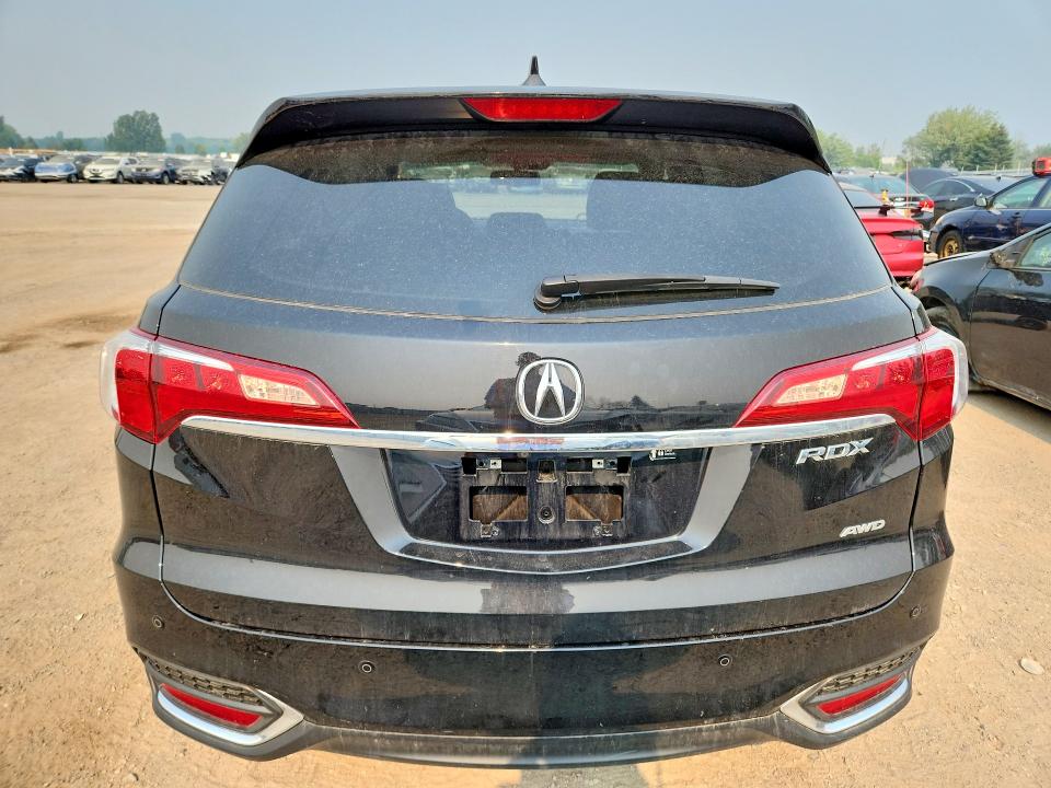 61530196 :رقم المزاد ، 5J8TB4H74HL807357 vin ، 2017 Acura Rdx مزاد بيع
