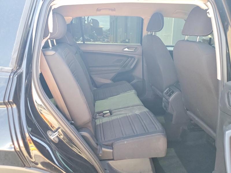 Продаж на аукціоні авто 2022 Volkswagen Tiguan, vin: 3VV1B7AX0NM013761, номер лоту: 61543916
