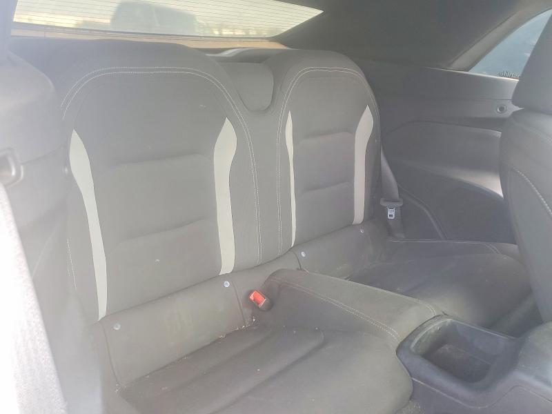 Продаж на аукціоні авто 2018 Chevrolet Camaro, vin: 1G1FB3DX1J0129422, номер лоту: 59913196