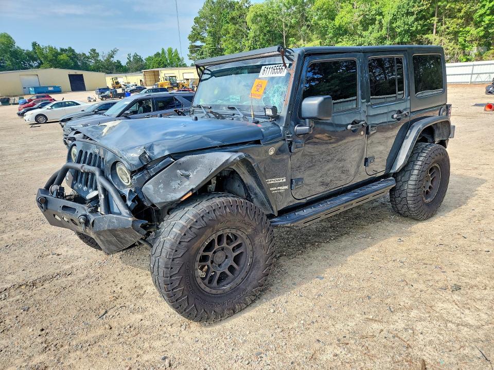 61116556 :رقم المزاد ، 1C4BJWDG6JL858962 vin ، 2018 Jeep Wrangler Unlimited مزاد بيع