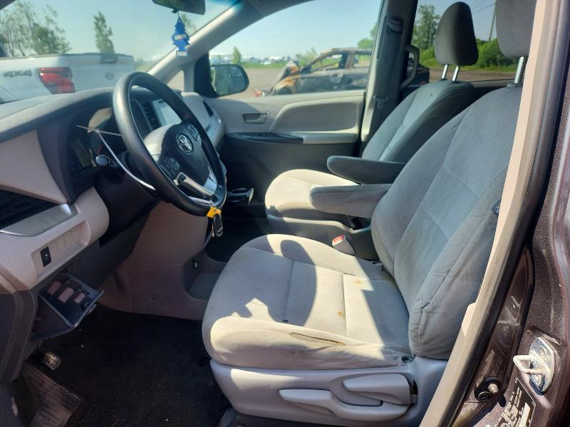 2015 Toyota Sienna მანქანა იყიდება აუქციონზე, vin: 5TDZK3DCXFS622697, აუქციონის ნომერი: 60566426