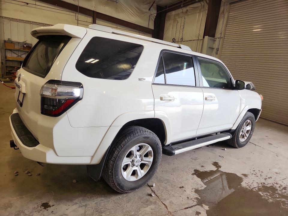 Продажа на аукционе авто 2018 Toyota 4runner, vin: JTEBU5JRXJ5507558, номер лота: 61370316