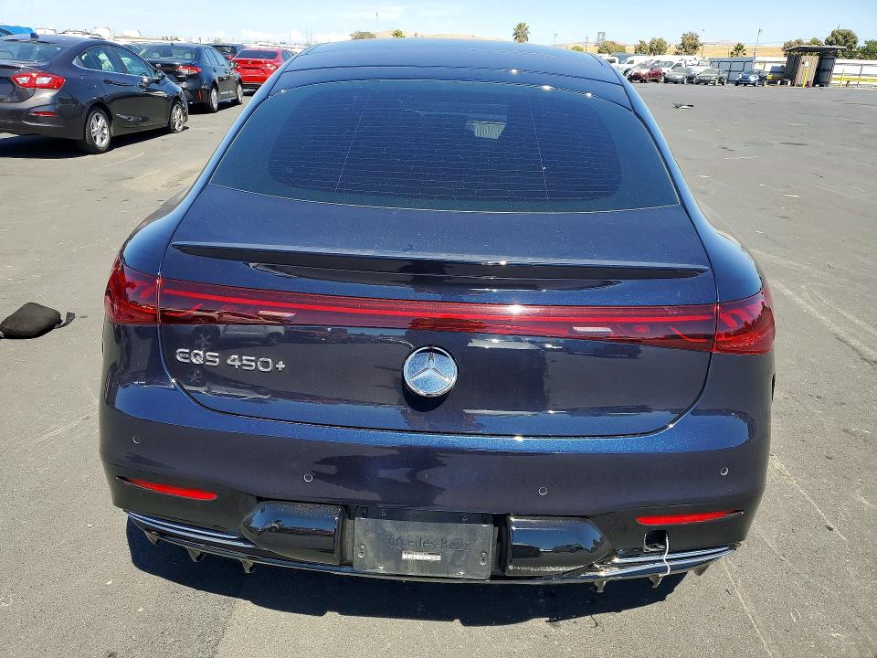 60213296 :رقم المزاد ، W1KCG2DB2NA008477 vin ، 2022 Mercedes-benz Eqs Sedan مزاد بيع