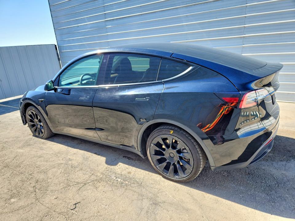 2022 Tesla Model Y მანქანა იყიდება აუქციონზე, vin: 7SAYGDEE9NF481940, აუქციონის ნომერი: 60135586