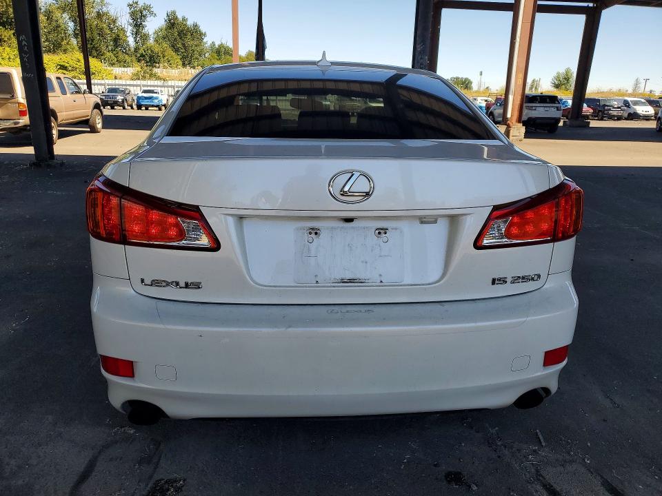 63111666 :رقم المزاد ، JTHBF5C27A5128630 vin ، 2010 Lexus Is 250 مزاد بيع