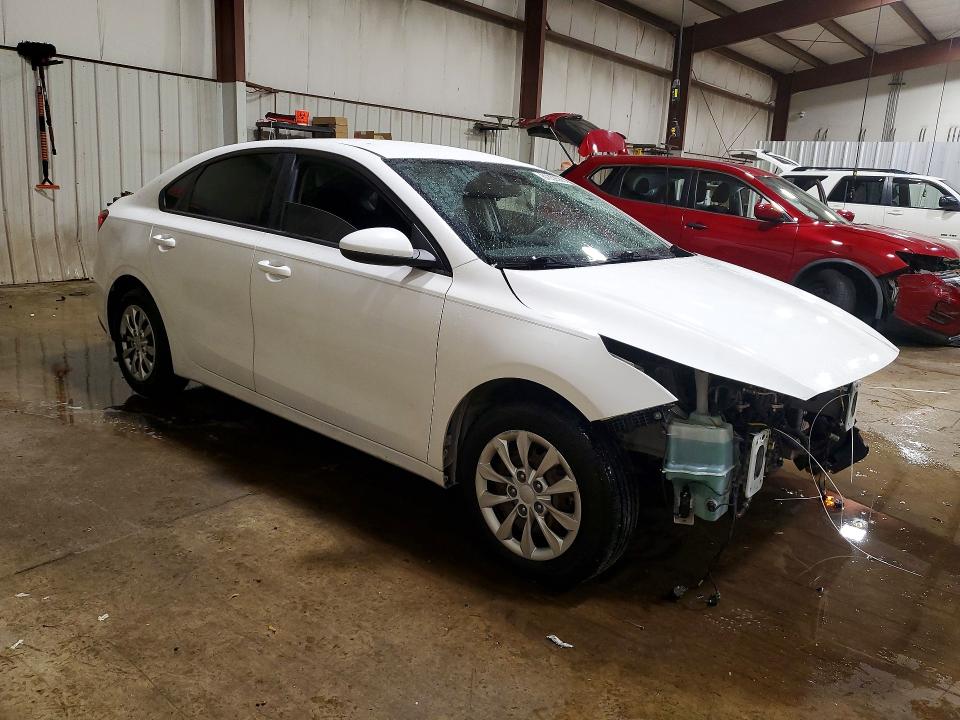 2019 Kia Forte მანქანა იყიდება აუქციონზე, vin: 3KPF24AD0KE073702, აუქციონის ნომერი: 61332686