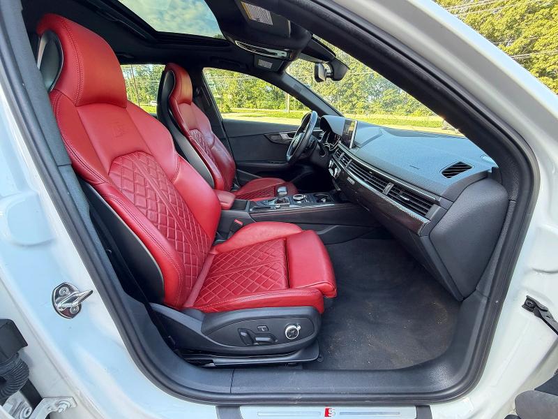 2019 Audi S4 მანქანა იყიდება აუქციონზე, vin: WAUC4AF41KA053138, აუქციონის ნომერი: 63772696