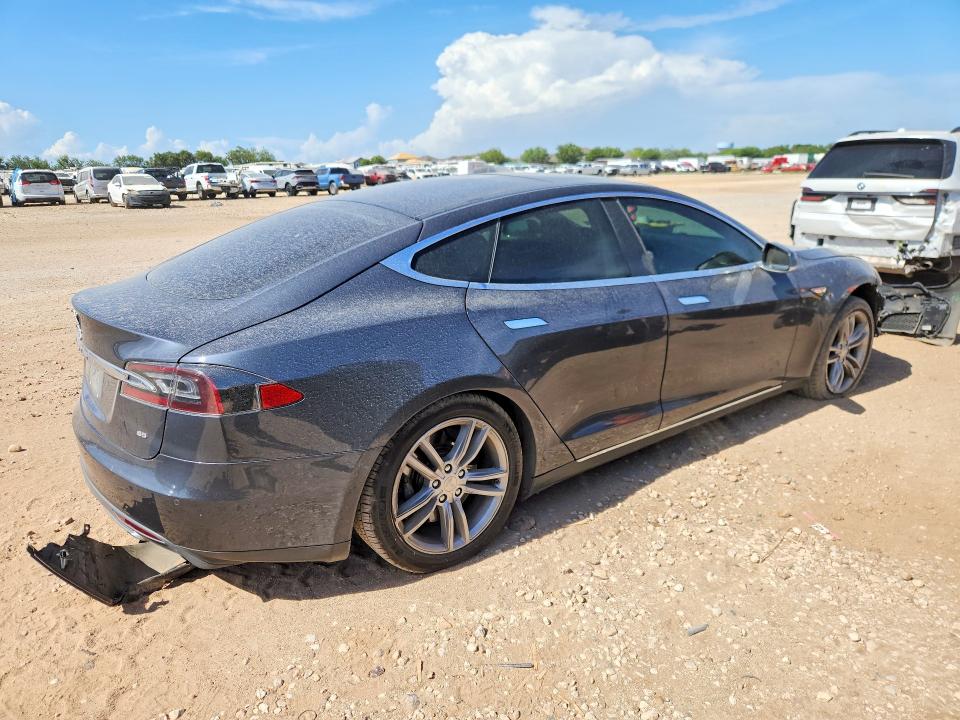 59874796 :رقم المزاد ، 5YJSA1H16EFP53355 vin ، 2014 Tesla Model S مزاد بيع