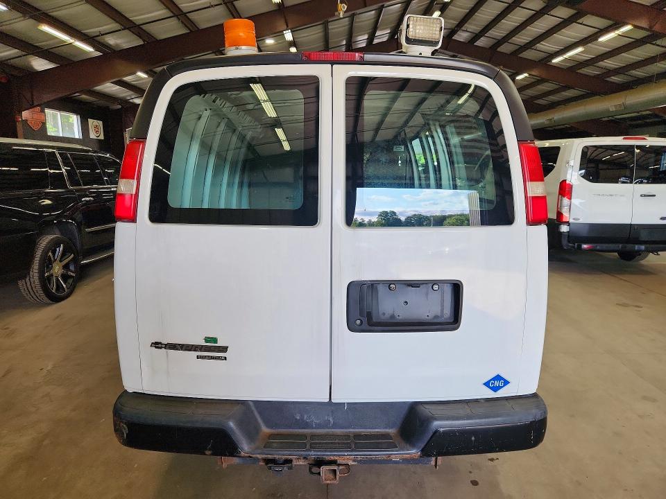 2015 Chevrolet Express G2500 მანქანა იყიდება აუქციონზე, vin: 1GCWGFCB0F1260519, აუქციონის ნომერი: 62478316