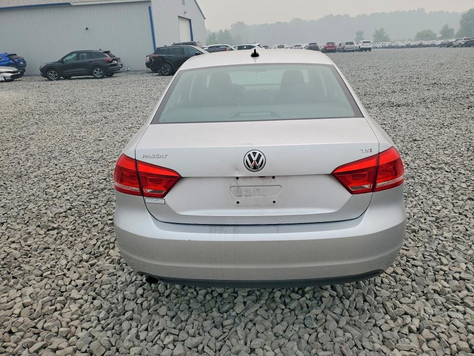 Продажа на аукционе авто 2015 Volkswagen Passat, vin: 1VWAS7A3XFC122000, номер лота: 61425546