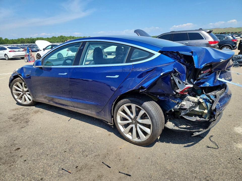 Продаж на аукціоні авто 2018 Tesla Model 3, vin: 5YJ3E1EBXJF116047, номер лоту: 59785446