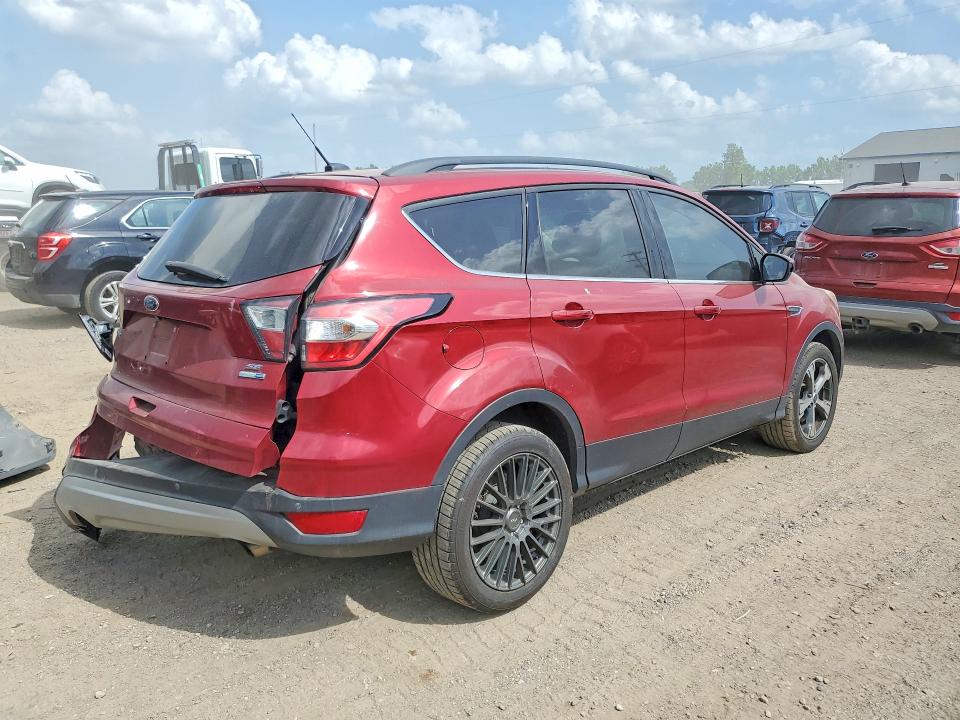 Продажа на аукционе авто 2017 Ford Escape, vin: 1FMCU9GD3HUA22329, номер лота: 41632006