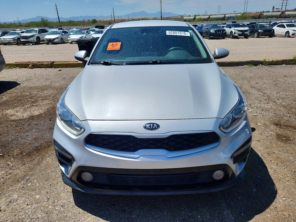 2021 Kia Forte მანქანა იყიდება აუქციონზე, vin: 3KPF24AD2ME307566, აუქციონის ნომერი: 62801916