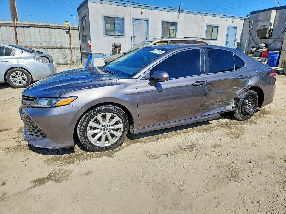 Продажа на аукционе авто 2018 Toyota Camry, vin: 4T1B11HK3JU658239, номер лота: 60198046
