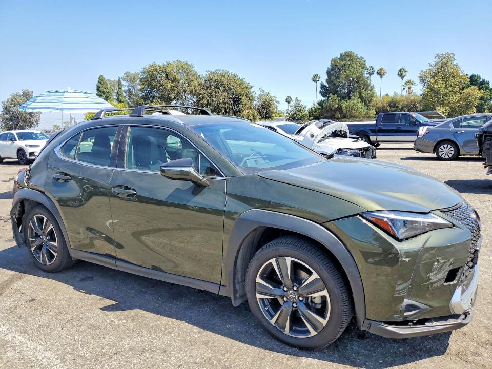 Продажа на аукционе авто 2023 Lexus Ux 250h, vin: JTHX6JBH4P2150647, номер лота: 61377356
