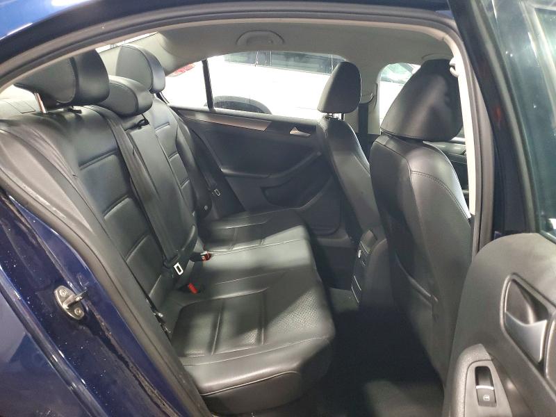 60011316 :رقم المزاد ، 3VWLL7AJ6EM382802 vin ، 2014 Volkswagen Jetta مزاد بيع