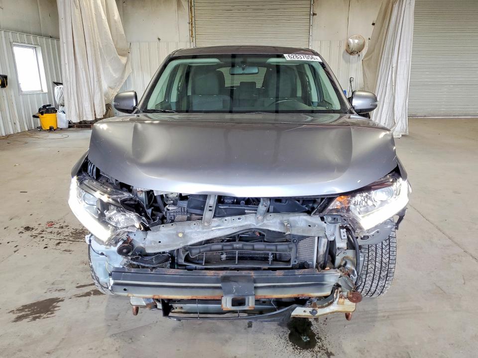 62837056 :رقم المزاد ، JA4AZ3A31HZ066420 vin ، 2017 Mitsubishi Outlander مزاد بيع