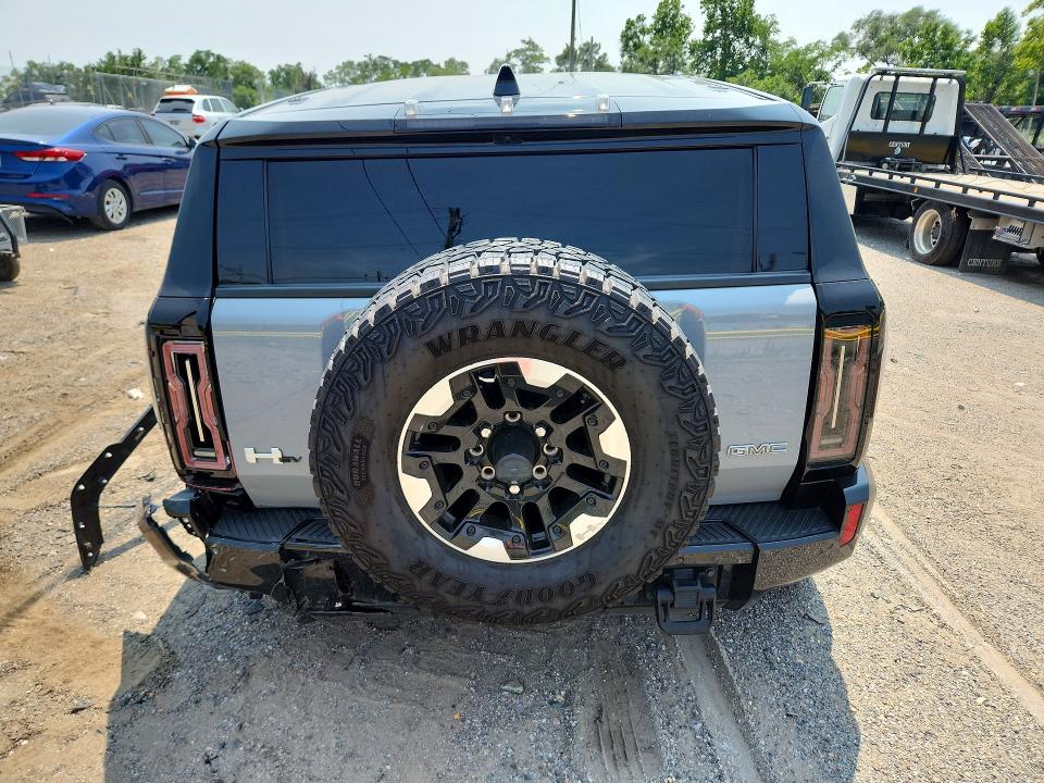 61043786 :رقم المزاد ، 1GKB0NDE5RU106160 vin ، 2024 Gmc Hummer Suv مزاد بيع