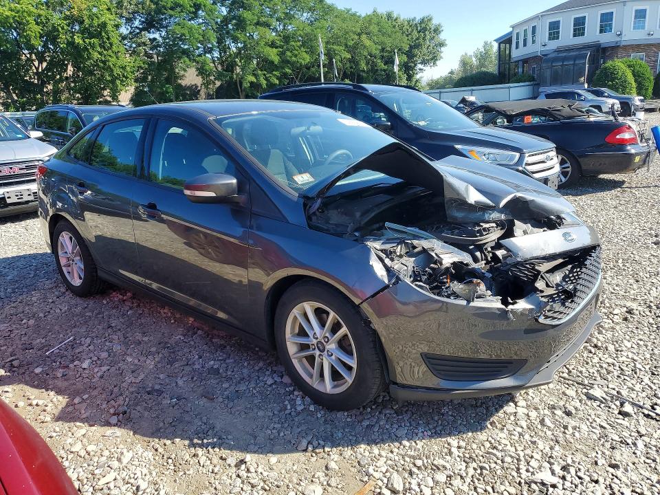 59999416 :رقم المزاد ، 1FADP3F28HL250576 vin ، 2017 Ford Focus مزاد بيع