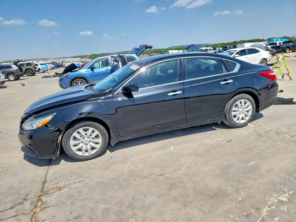 61090336 :رقم المزاد ، 1N4AL3APXGC279223 vin ، 2016 Nissan Altima مزاد بيع