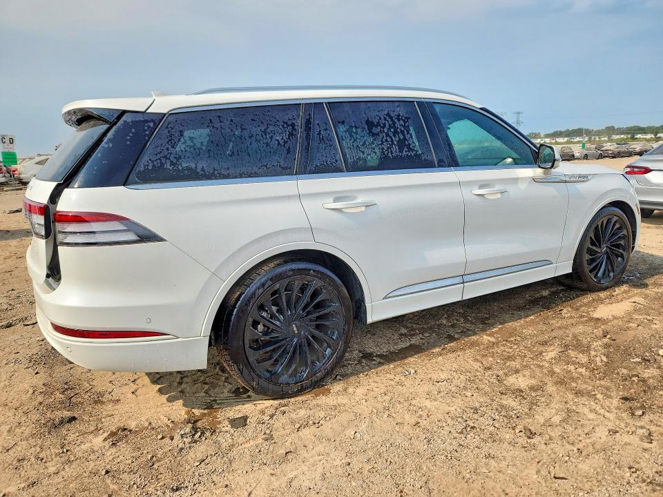 61412676 :رقم المزاد ، 5LM5J7XC6MGL02121 vin ، 2021 Lincoln Aviator مزاد بيع