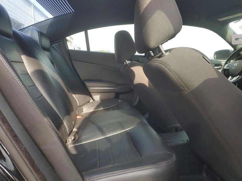 61129736 :رقم المزاد ، 2C3CDXAT8EH239810 vin ، 2014 Dodge Charger مزاد بيع