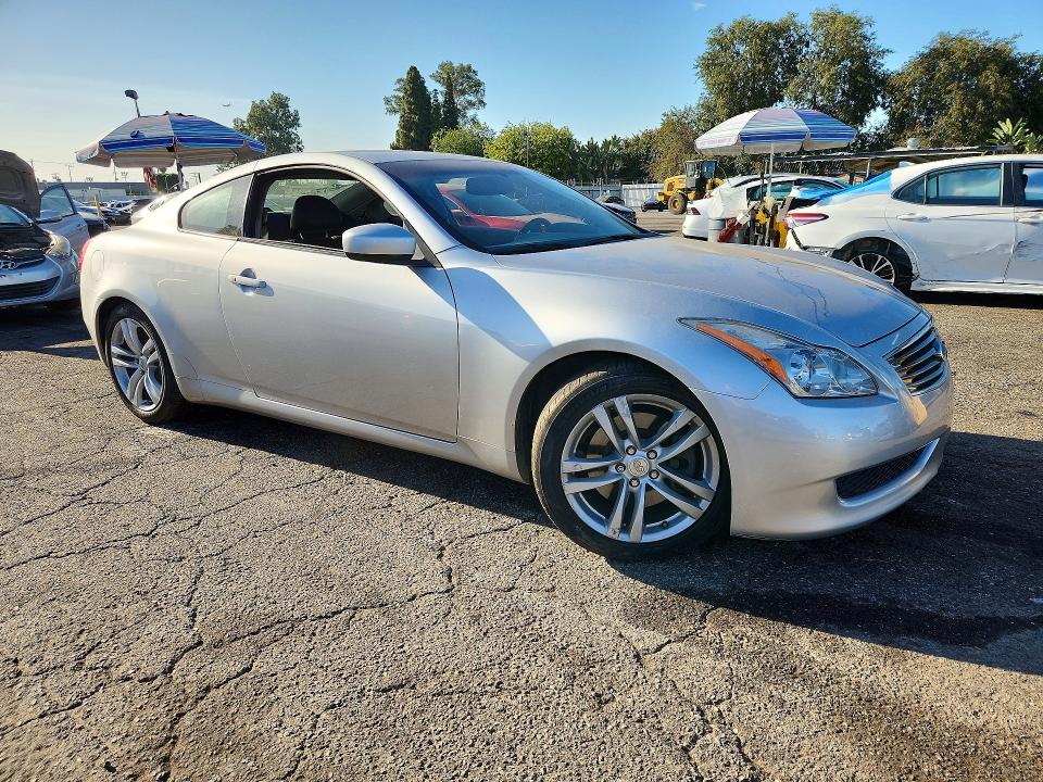 61530586 :رقم المزاد ، JNKCV64EX8M120267 vin ، 2008 Infiniti G37 مزاد بيع