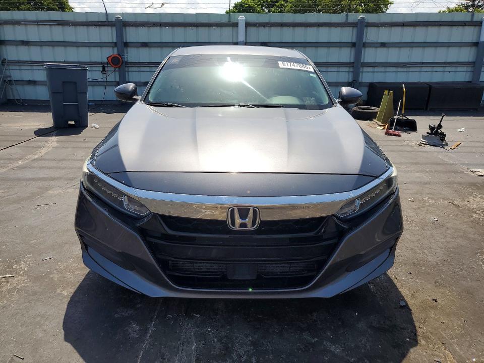 Продаж на аукціоні авто 2018 Honda Accord, vin: 1HGCV1F19JA167183, номер лоту: 61747086