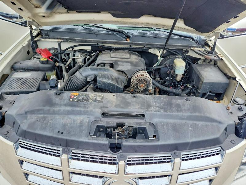 Auction sale of the 2014 Cadillac Escalade, vin: 1GYS4BEFXER216313, lot number: 85618095
