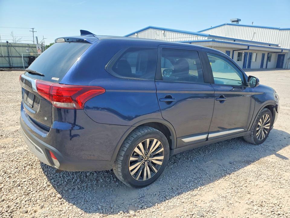 2020 Mitsubishi Outlander მანქანა იყიდება აუქციონზე, vin: JA4AZ3A33LZ010181, აუქციონის ნომერი: 60982876